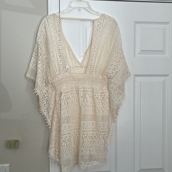 Cream color swimsuit cover up . XL - Picture 2 of 2